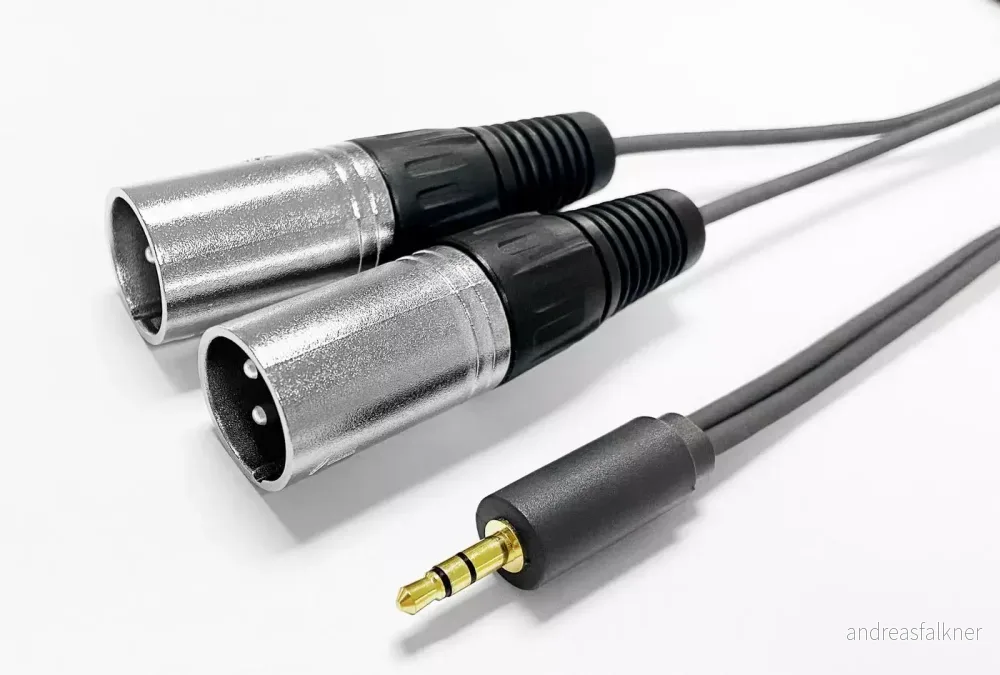 VIVOLINK 3.5MM CABLE to 2 x XLR male PROMJXLRS15